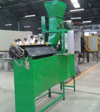 Máquina procesadora de unicel Reps01 (Foto: Renueva.)