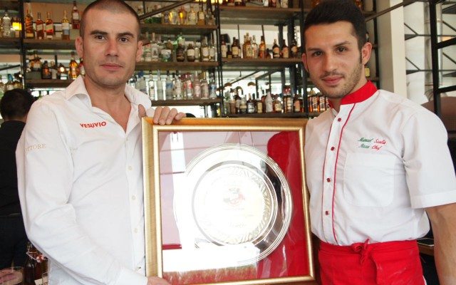 Los chefs de Vesuvio. Mauro Galante (izquierda) y Manuel Scalia (derecha).