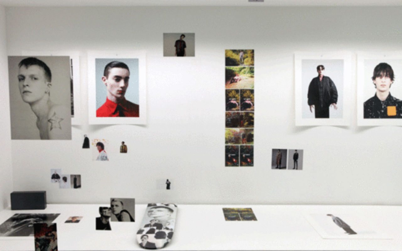 o-willy-vanderperre-raf-simons-exhibition-at-032c-workshop-10