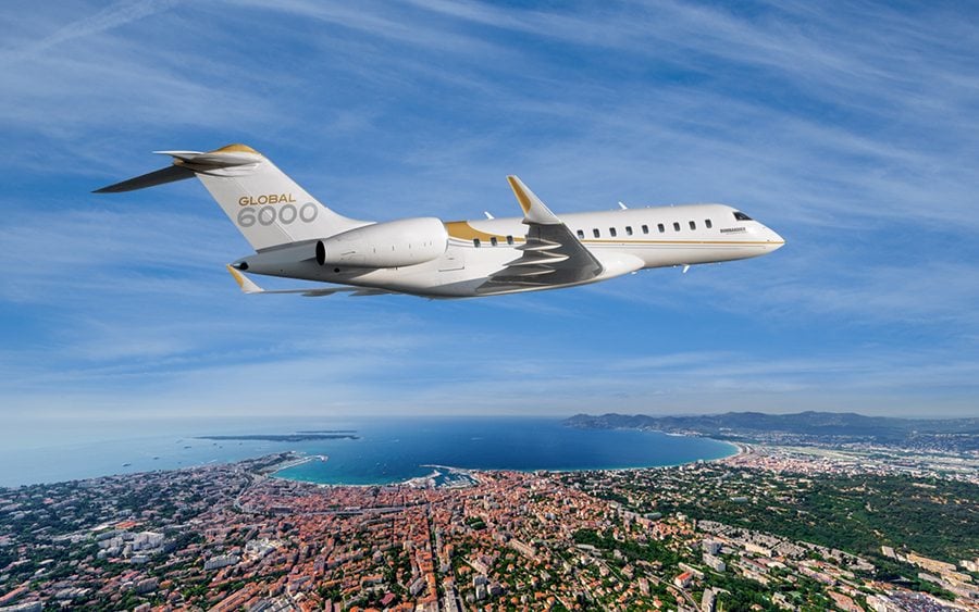 Bombardier Global 6000, ideal para 13 pasajeros. Su alcance de vuelo es de 6,000 millas náuticas, equivalente a un vuelo directo de Los Ángeles, California a Moscú, Rusia. Mismo alcance que el Jet Privado de Bill Gates.