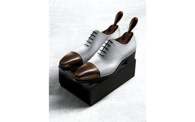 Zapatos Salvatore Ferragamo estilo Oxford bicolor personalizados 