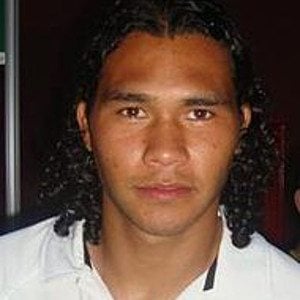 17.Carlos Peña