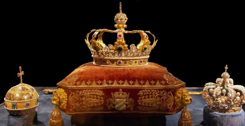 3-bavaria-these-are-the-worlds-most-expensive-crown-jewels-via-en-wikipedia-org_